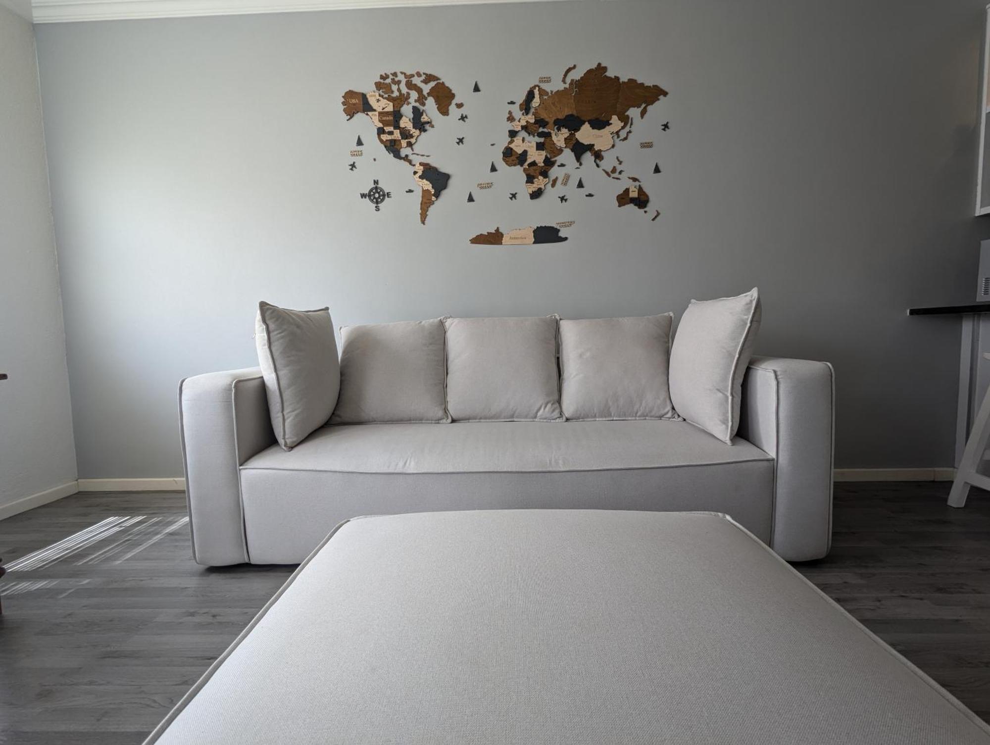 Comfort Stylish With Balcony Views Cape Town